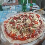 Kutija With Heated Pool