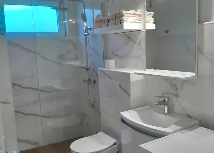 Lejlighed Kutija With Heated Pool *