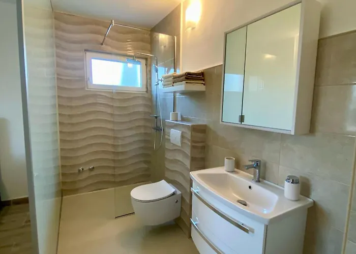 Lejlighed Kutija With Heated Pool *