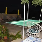 Kutija With Heated Pool Sveti Filip i Jakov