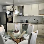 Apartment Kutija With Heated Pool *